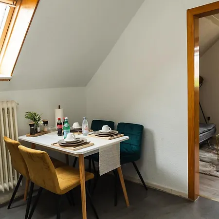 Komfortables Apartment - Schnelle Anbindung A30 & A2, Nahe Herford-Ama Home Lägenhet Hiddenhausen